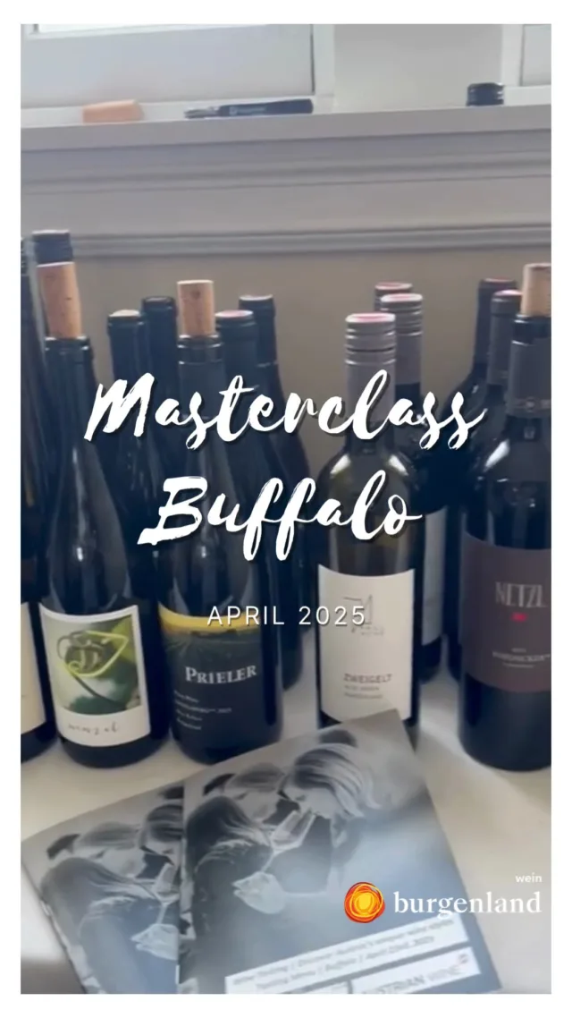 🍷 Masterclass Buffalo – feine Weine, volle Gläser, volle Aufmerksamkeit!
In entspannter Atmosphäre wurden burgenländische Top-Weine verkostet, besprochen und gefeiert – Glas für Glas ein echtes Statement. 🙌

Danke an alle Teilnehmer:innen für euren großartigen Geschmack und euer Interesse an unseren Weinen!
Burgenland kann Wein. Und wie. 💪

#WeinBurgenland #MasterclassBuffalo #BurgenlandWein #AustrianWine #WineTasting #WineLovers #BurgenlandGenießen